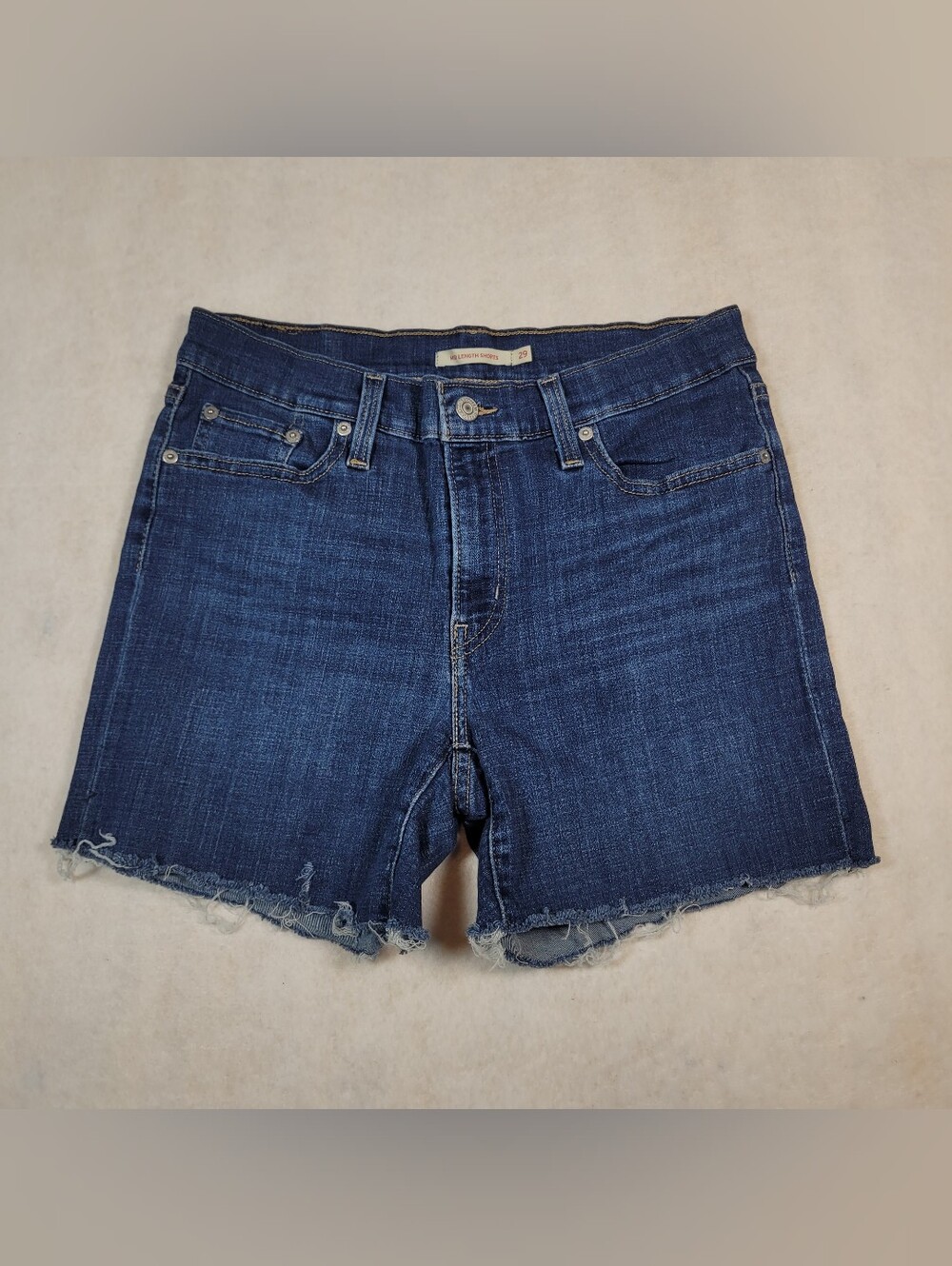 Levi Strauss & Co Womans Size 29 Mid Length Denim Jean Shorts